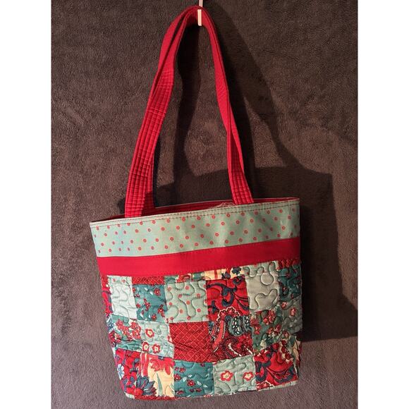 Donna Sharp "Abilene" Quilted Patchwork Look Shoulder TOTE - Picture 4 of 8